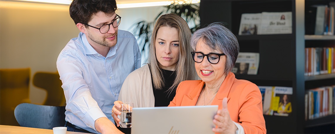 Directrice / Directeur (80 - 100%), 1. portrait